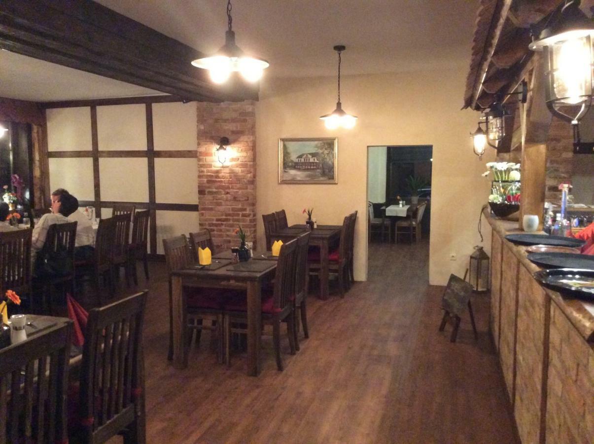 Hotel Ratskeller Neustadt Dış mekan fotoğraf