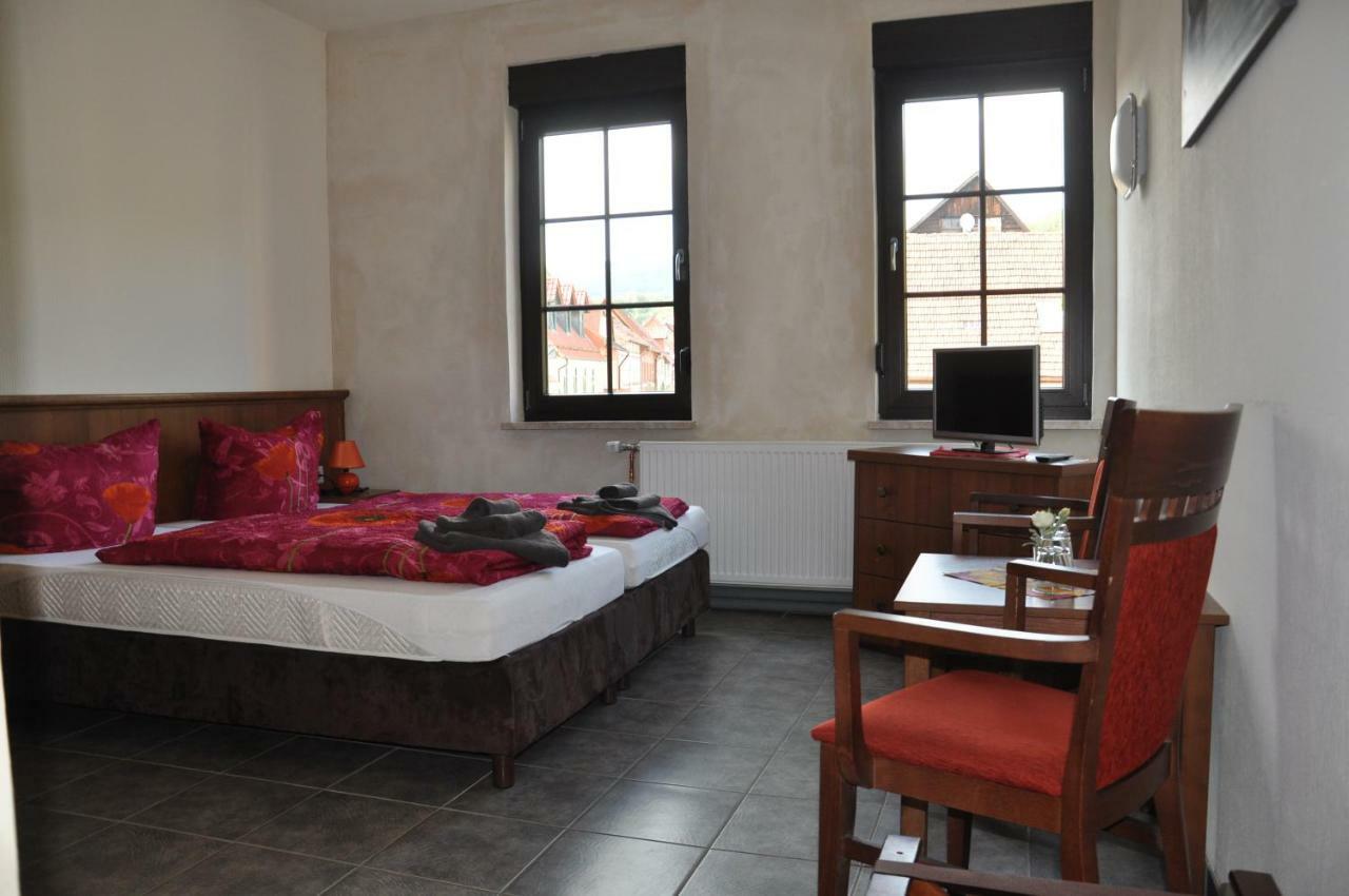 Hotel Ratskeller Neustadt Dış mekan fotoğraf